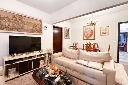 Casa à venda com 387m², 6 quartos e 7 vagas Casa à venda com 387m², 6 quartos e 7 vagasSala - Casa 2