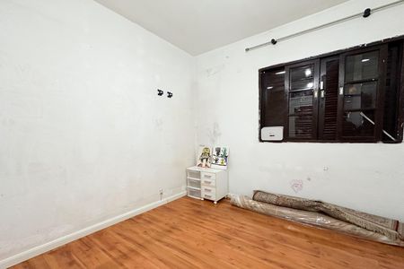 Casa à venda com 387m², 6 quartos e 7 vagas Casa à venda com 387m², 6 quartos e 7 vagasQuarto 3 - Casa 1