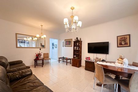 Casa à venda com 387m², 6 quartos e 7 vagas Casa à venda com 387m², 6 quartos e 7 vagasSala - Casa 1