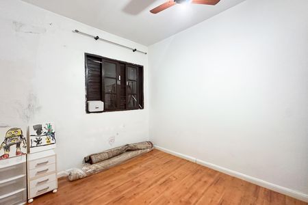 Casa à venda com 387m², 6 quartos e 7 vagas Casa à venda com 387m², 6 quartos e 7 vagasQuarto 3 - Casa 1