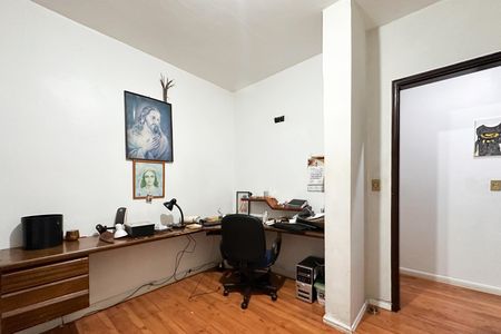 Casa à venda com 387m², 6 quartos e 7 vagas Casa à venda com 387m², 6 quartos e 7 vagasSuíte - Casa 1