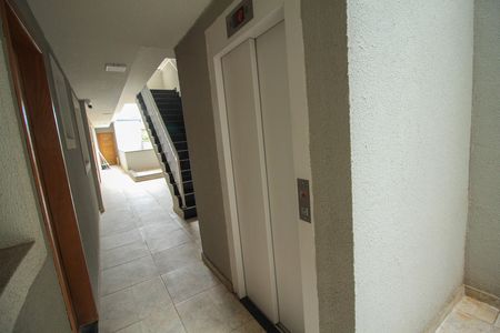 Apartamento para alugar com 70m², 2 quartos e 2 vagas