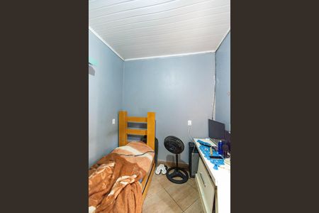 Casa à venda com 2 quartos, 150m² em Guajuviras, Canoas