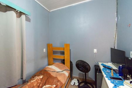 Casa à venda com 2 quartos, 150m² em Guajuviras, Canoas
