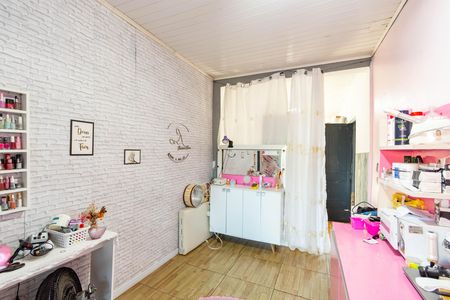 Casa à venda com 2 quartos, 150m² em Guajuviras, Canoas