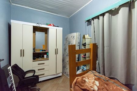 Casa à venda com 2 quartos, 150m² em Guajuviras, Canoas