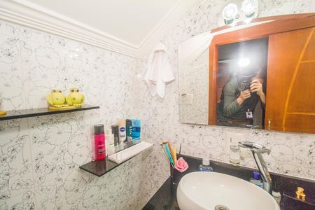 Casa para alugar com 306m², 4 quartos e 1 vaga
