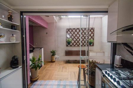 Casa para alugar com 306m², 4 quartos e 1 vaga
