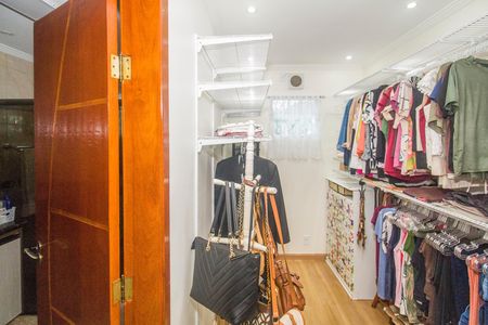 Casa para alugar com 306m², 4 quartos e 1 vaga