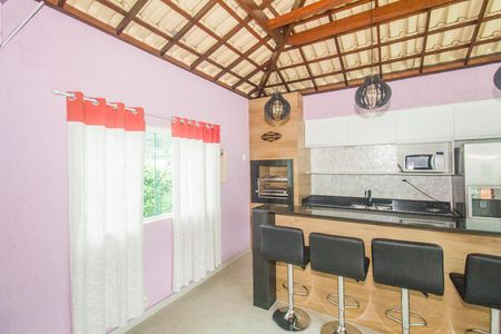 Casa para alugar com 306m², 4 quartos e 1 vaga