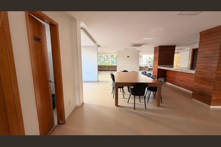 Apartamento à venda com 109m², 3 quartos e 2 vagas Apartamento à venda com 109m², 3 quartos e 2 vagasÁrea comum - Salão de festas