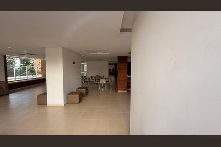 Apartamento à venda com 109m², 3 quartos e 2 vagas Apartamento à venda com 109m², 3 quartos e 2 vagasÁrea comum - Salão de festas