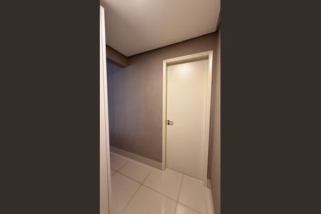 Apartamento à venda com 109m², 3 quartos e 2 vagas Apartamento à venda com 109m², 3 quartos e 2 vagasCorredor