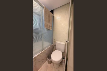 Apartamento à venda com 109m², 3 quartos e 2 vagas Apartamento à venda com 109m², 3 quartos e 2 vagasBanheiro da Suíte 3