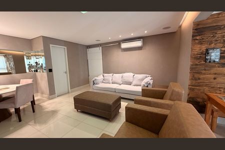 Apartamento à venda com 109m², 3 quartos e 2 vagas Apartamento à venda com 109m², 3 quartos e 2 vagasSala
