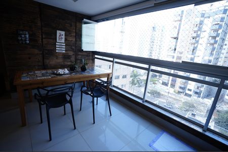 Apartamento à venda com 109m², 3 quartos e 2 vagas