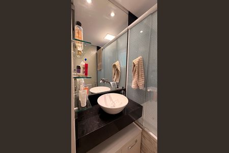 Banheiro da Suíte 3 de apartamento à venda com 3 quartos, 109m² em Nova Suiça, Goiânia