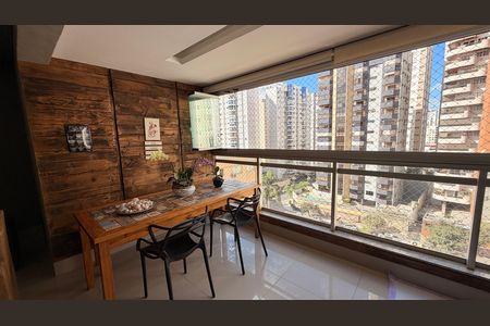 Apartamento à venda com 109m², 3 quartos e 2 vagas Apartamento à venda com 109m², 3 quartos e 2 vagasVaranda da Sala