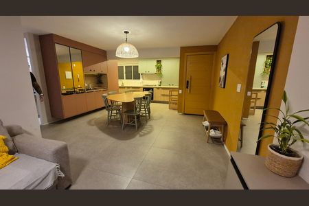 Apartamento à venda com 120m², 1 quarto e 1 vagaSala