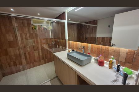 Apartamento à venda com 120m², 1 quarto e 1 vagaBanheiro 2