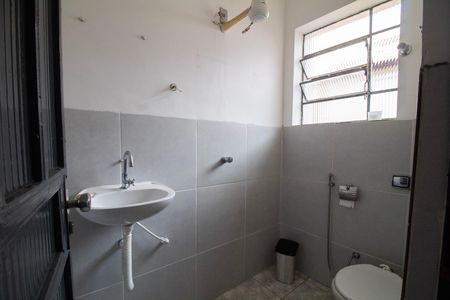 Casa para alugar com 80m², 1 quarto e 1 vaga Casa para alugar com 80m², 1 quarto e 1 vagaBanheiro Social