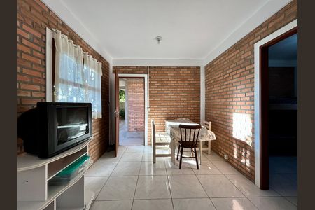 Sala de apartamento para alugar com 2 quartos, 36m² em São João do Rio Vermelho, Florianópolis