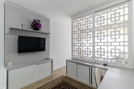 Sala de kitnet/studio para alugar com 1 quarto, 48m² em República, São Paulo