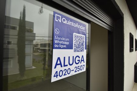 Casa de condomínio à venda com 211m², 3 quartos e 4 vagasPlaca