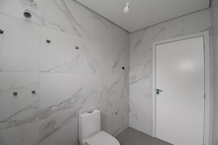 Casa de condomínio à venda com 211m², 3 quartos e 4 vagasBanheiro da Suíte