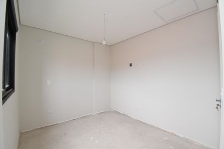 Casa de condomínio à venda com 211m², 3 quartos e 4 vagasQuarto 2