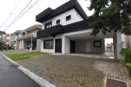 Casa de condomínio à venda com 211m², 3 quartos e 4 vagasFachada
