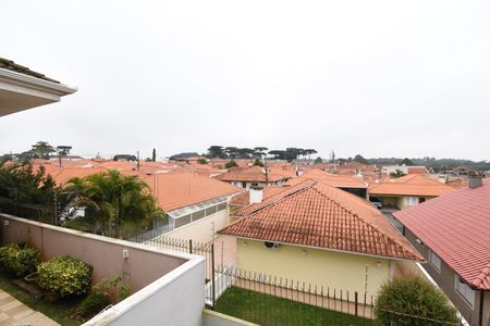Casa de condomínio à venda com 211m², 3 quartos e 4 vagasVista do Quarto 3