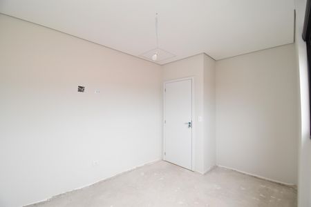 Casa de condomínio à venda com 211m², 3 quartos e 4 vagasQuarto 2
