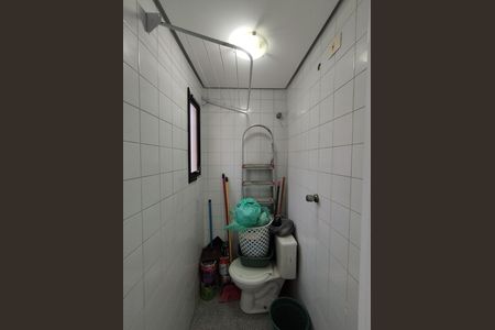 Apartamento à venda com 94m², 3 quartos e 2 vagas Apartamento à venda com 94m², 3 quartos e 2 vagasBanheiro de serviço