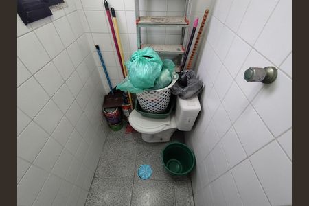 Apartamento à venda com 94m², 3 quartos e 2 vagas Apartamento à venda com 94m², 3 quartos e 2 vagasBanheiro de serviço