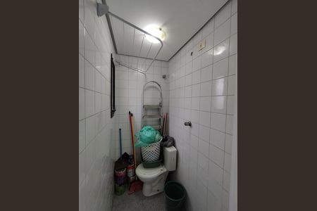 Apartamento à venda com 94m², 3 quartos e 2 vagas Apartamento à venda com 94m², 3 quartos e 2 vagasBanheiro de serviço