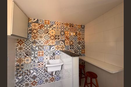 Casa de condomínio para alugar com 100m², 2 quartos e 2 vagas Casa de condomínio para alugar com 100m², 2 quartos e 2 vagasCozinha e Área de Serviço