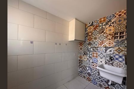 Casa de condomínio para alugar com 100m², 2 quartos e 2 vagas Casa de condomínio para alugar com 100m², 2 quartos e 2 vagasCozinha e Área de Serviço