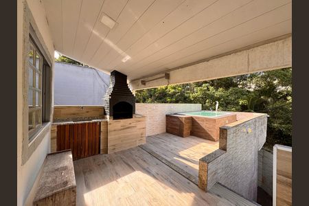 Casa de condomínio para alugar com 100m², 2 quartos e 2 vagas Casa de condomínio para alugar com 100m², 2 quartos e 2 vagasÁrea externa