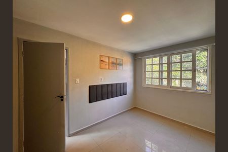 Casa de condomínio para alugar com 100m², 2 quartos e 2 vagas Casa de condomínio para alugar com 100m², 2 quartos e 2 vagasQuarto 1