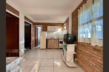 Sala de apartamento para alugar com 2 quartos, 36m² em São João do Rio Vermelho, Florianópolis