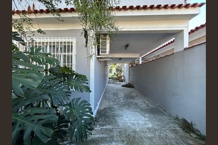 Casa à venda com 237m², 4 quartos e 3 vagasGaragem