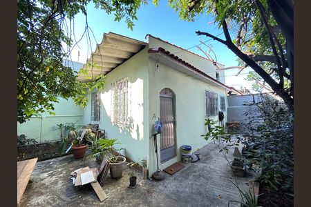 Casa à venda com 237m², 4 quartos e 3 vagasCasa anexa
