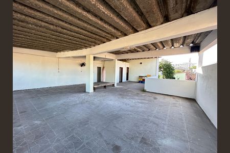 Casa à venda com 237m², 4 quartos e 3 vagasTerraço