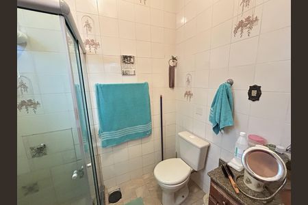 Casa à venda com 237m², 4 quartos e 3 vagasBanheiro da Suíte