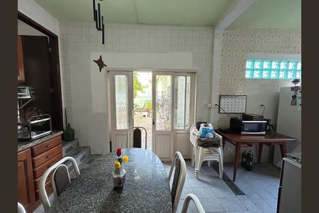 Casa à venda com 237m², 4 quartos e 3 vagasCozinha