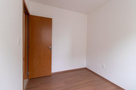 Quarto 1 de apartamento para alugar com 2 quartos, 50m² em Cidade Industrial de Curitiba, Curitiba