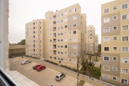 Vista do Quarto 1 de apartamento para alugar com 2 quartos, 50m² em Cidade Industrial de Curitiba, Curitiba