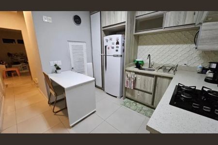 Cozinha de casa para alugar com 3 quartos, 105m² em Moenda, Florianópolis