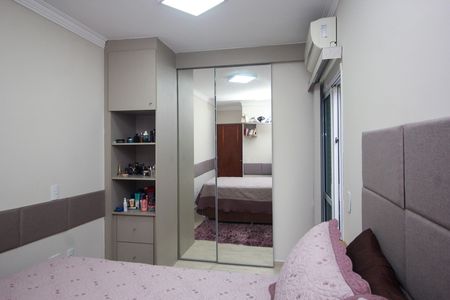 Casa à venda com 106m², 3 quartos e 1 vaga Casa à venda com 106m², 3 quartos e 1 vagaSuíte